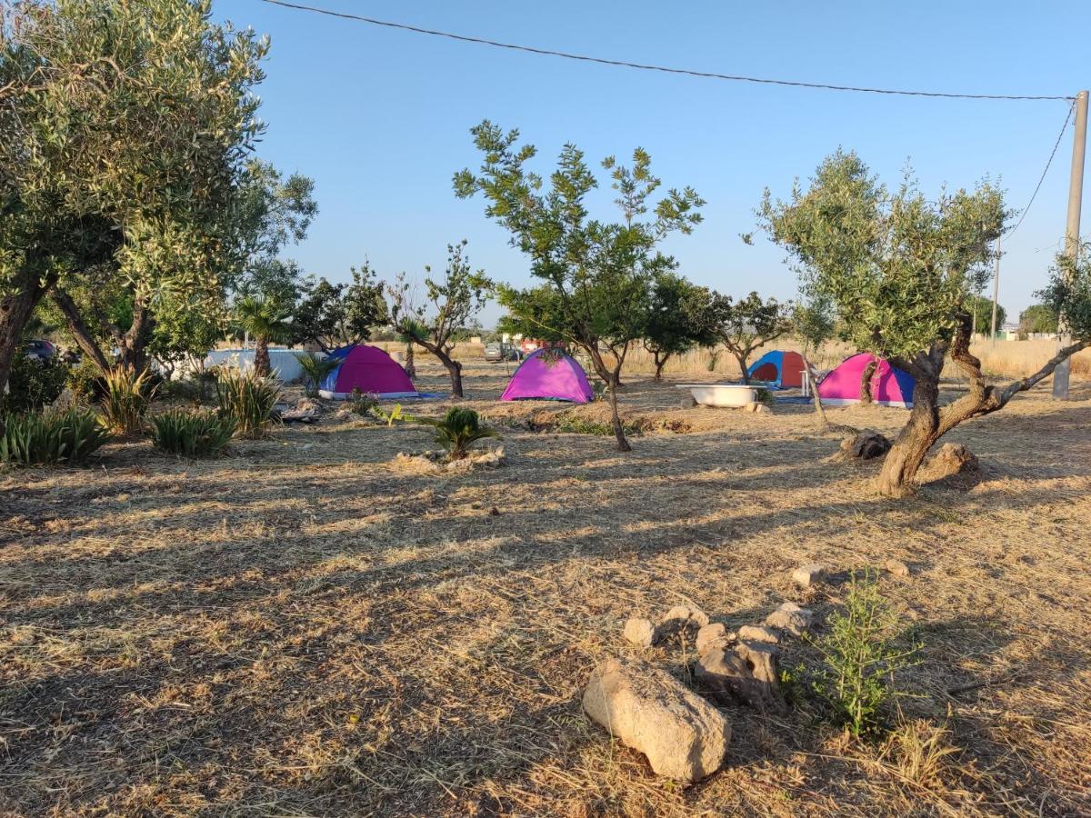 Hotel Aree Tende Presso La Casa In Campagna Di Ottavia à Alezio Extérieur photo
